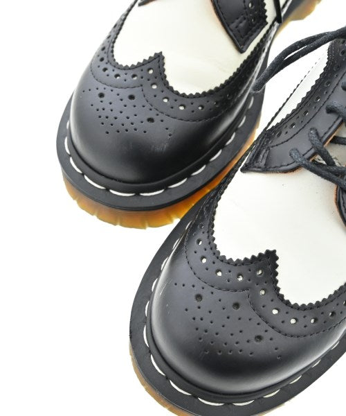 Dr.Martens รองเท้าสวมทางการ