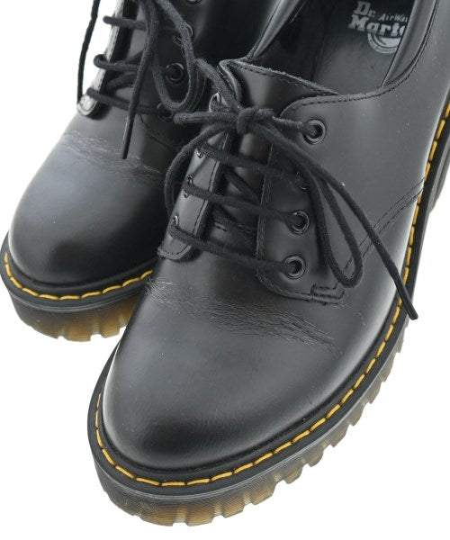 Dr.Martens รองเท้าสวมทางการ