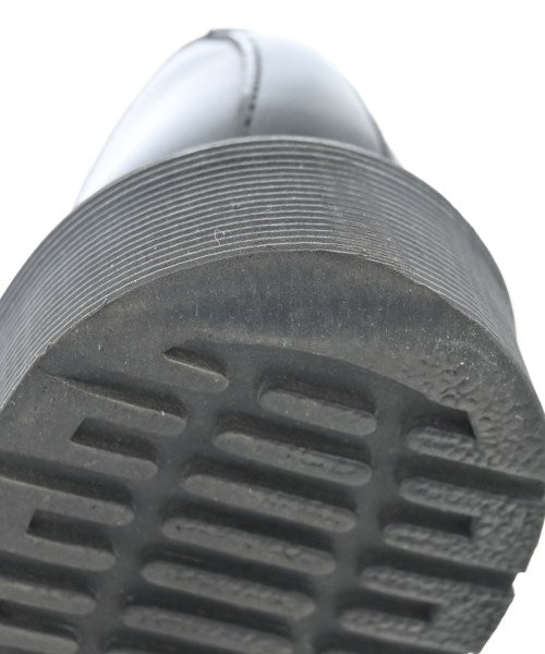 Dr.Martens รองเท้าสวมทางการ