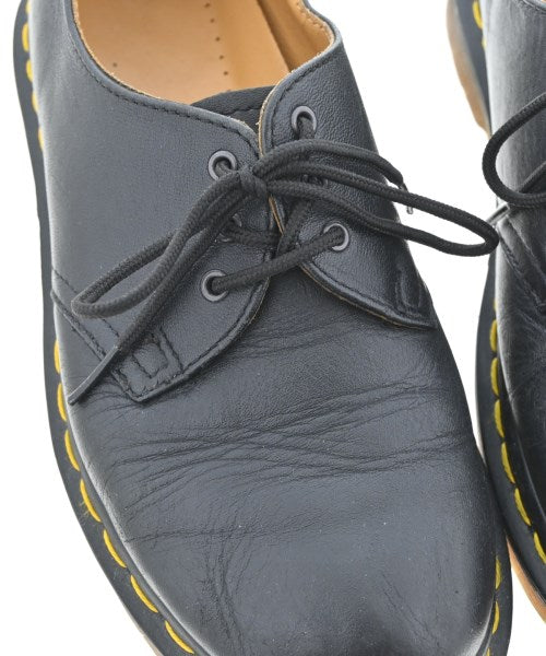 Dr.Martens รองเท้าสวมทางการ