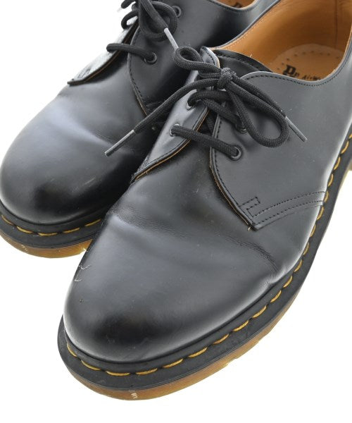 Dr.Martens รองเท้าสวมทางการ