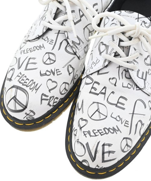Dr.Martens รองเท้าสวมทางการ