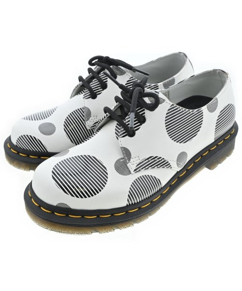 Dr.Martens รองเท้าสวมทางการ