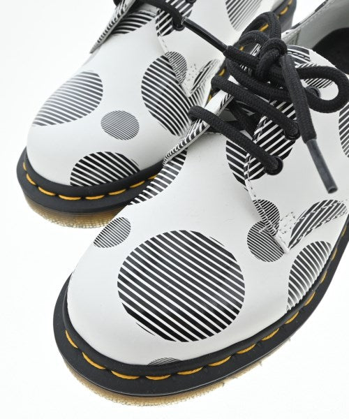 Dr.Martens รองเท้าสวมทางการ