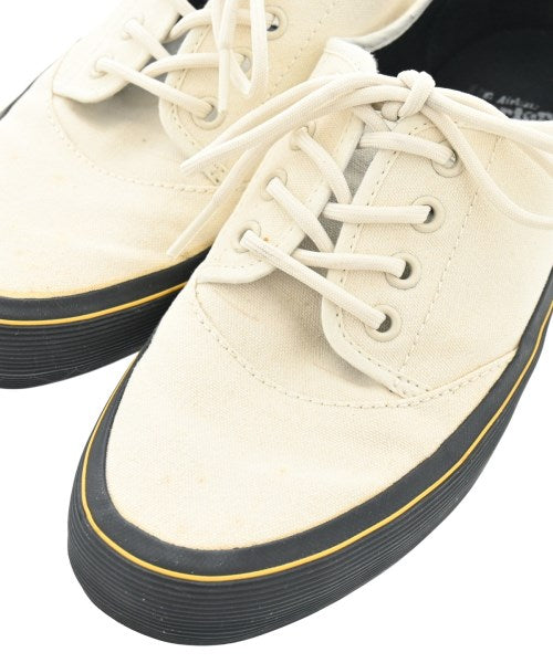 Dr.Martens รองเท้าผ้าใบ