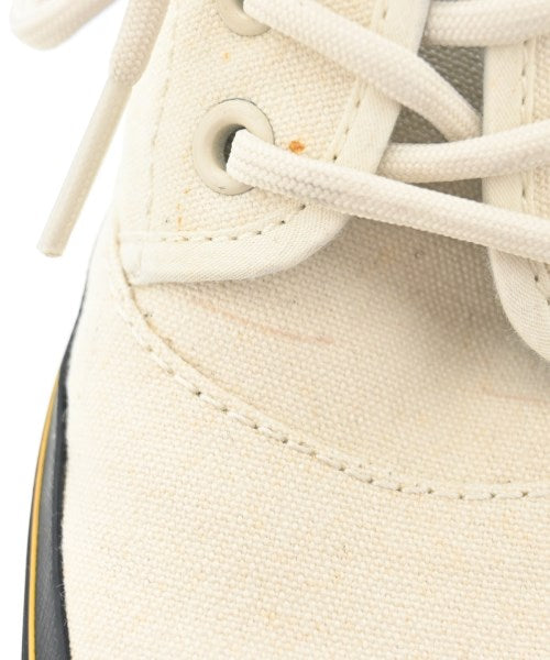 Dr.Martens รองเท้าผ้าใบ