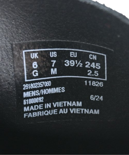 clarks รองเท้า อื่น
