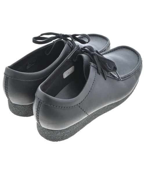 clarks รองเท้าบูท
