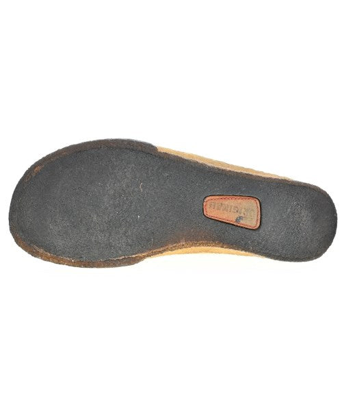 clarks รองเท้าสวมทางการ