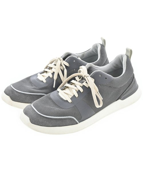 clarks รองเท้าผ้าใบ