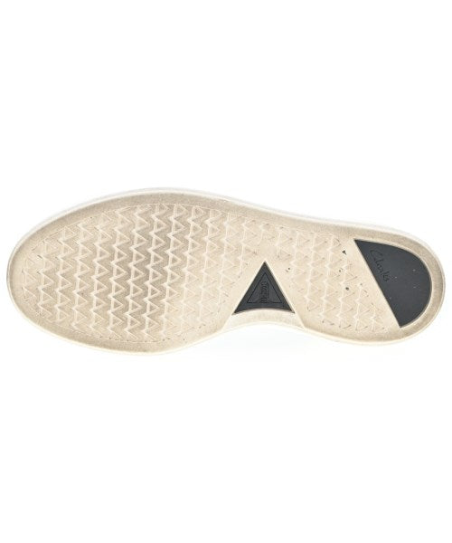 clarks รองเท้าผ้าใบ