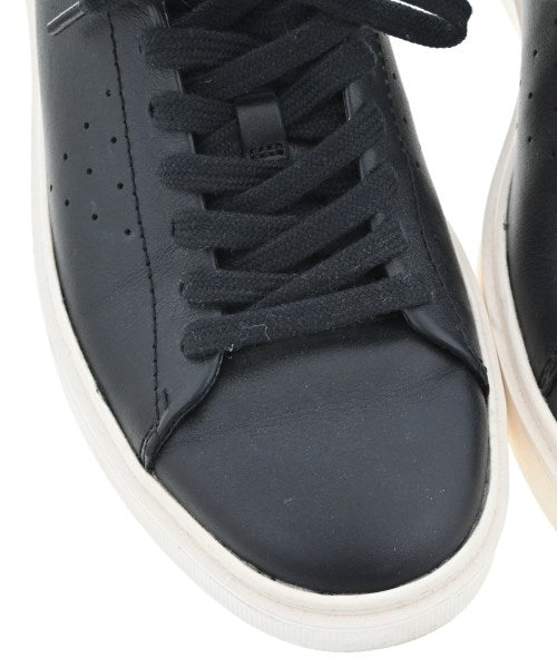 clarks รองเท้าผ้าใบ