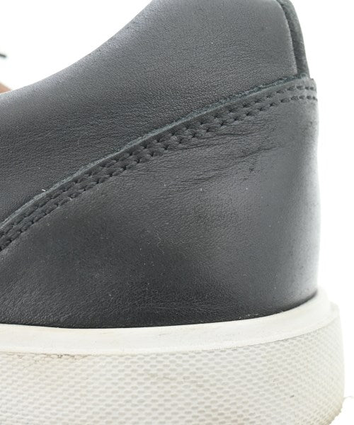 clarks รองเท้าผ้าใบ