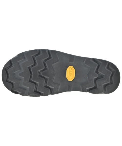 clarks รองเท้า อื่น