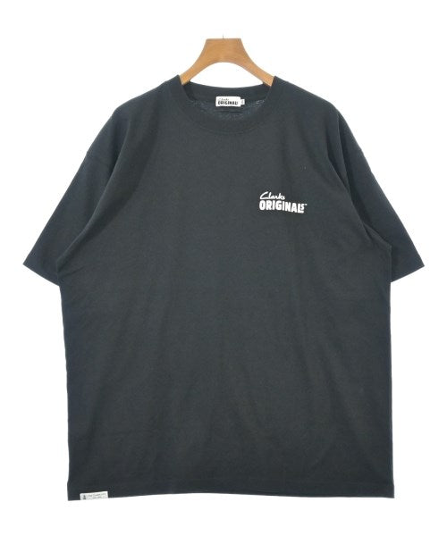 clarks เสื้อยืด/เสื้อท็อปส์