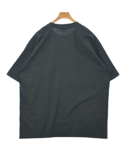 clarks เสื้อยืด/เสื้อท็อปส์