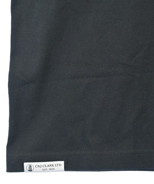 clarks เสื้อยืด/เสื้อท็อปส์