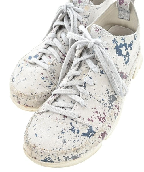 clarks รองเท้าผ้าใบ