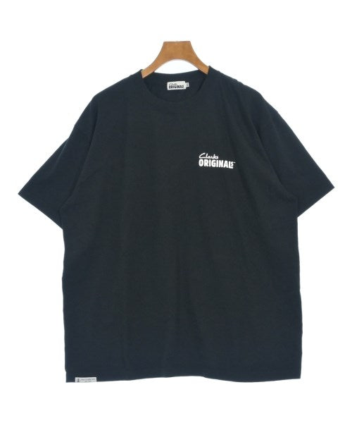 clarks เสื้อยืด/เสื้อท็อปส์