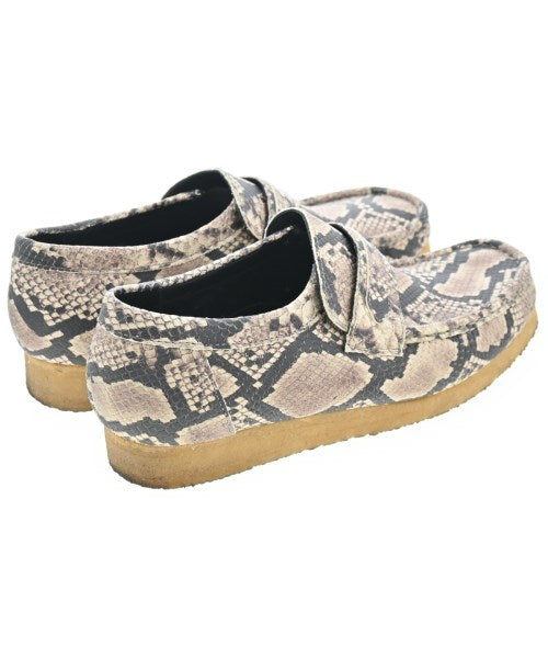 clarks รองเท้า อื่น