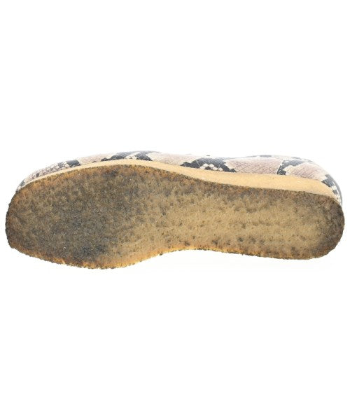 clarks รองเท้า อื่น