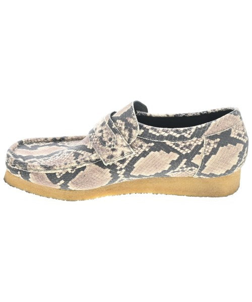 clarks รองเท้า อื่น