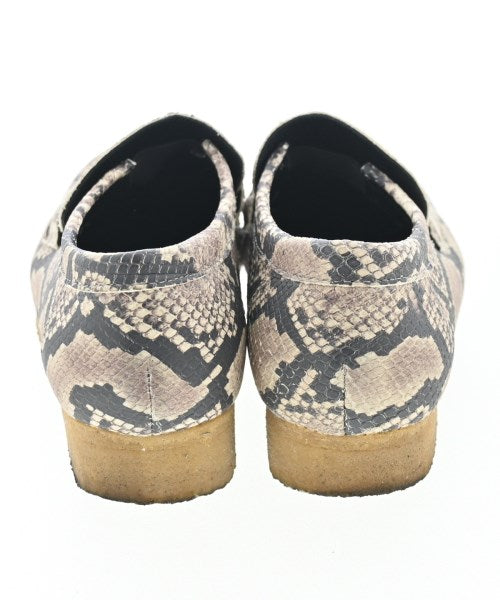clarks รองเท้า อื่น