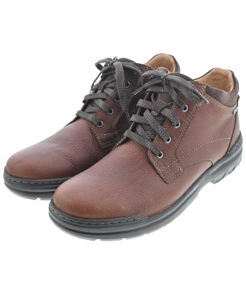clarks รองเท้าบูท