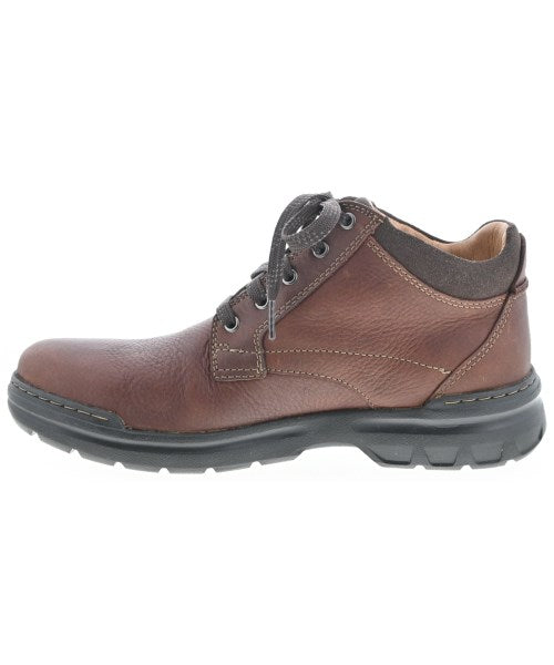 clarks รองเท้าบูท