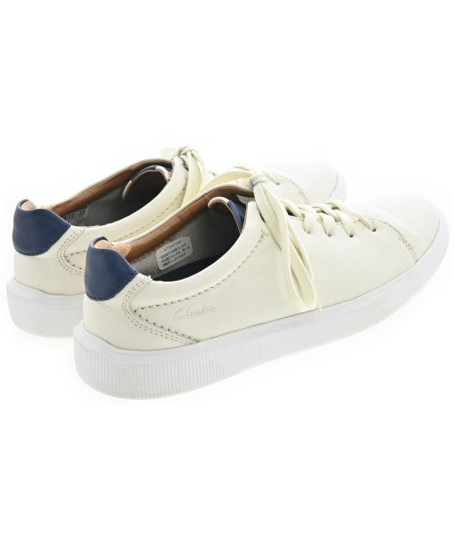 clarks รองเท้าผ้าใบ