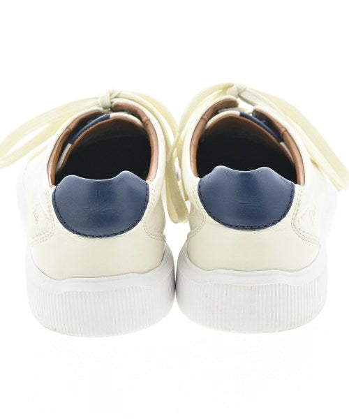 clarks รองเท้าผ้าใบ