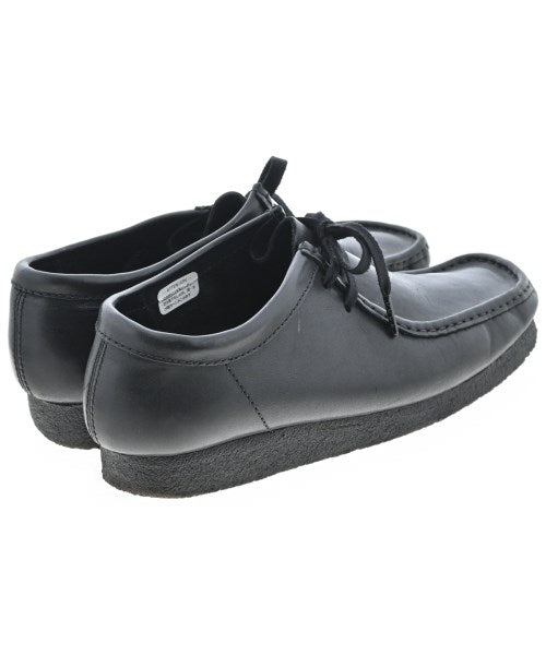 clarks รองเท้าผ้าใบ