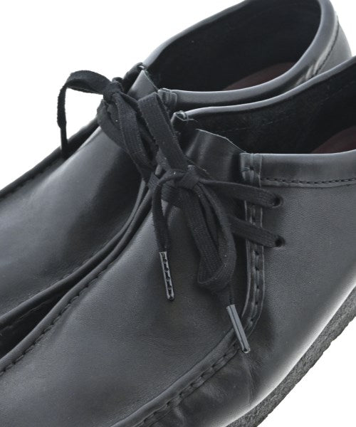 clarks รองเท้าผ้าใบ