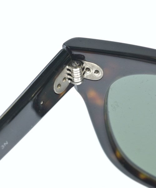 Ray-Ban แว่นกันแดด