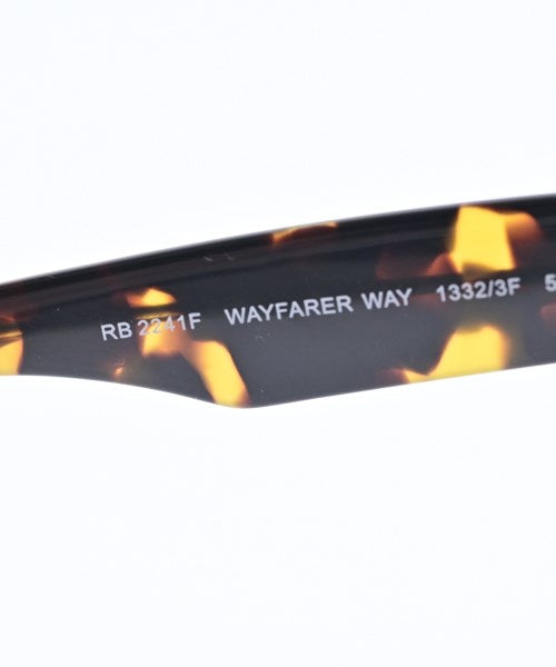 Ray-Ban แว่นกันแดด