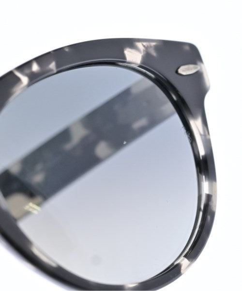 Ray-Ban แว่นกันแดด