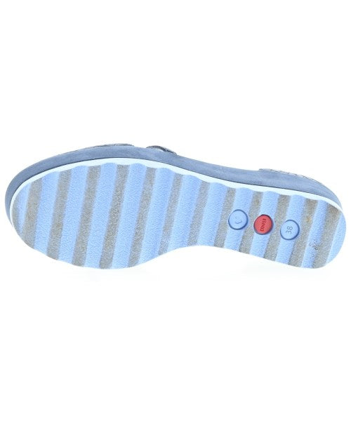 CAMPER รองเท้าส้นสูง