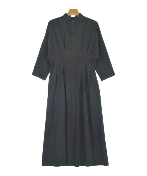 DRESSTERIOR เดรสที่เป็นเสื้อเชิ้ตตัวยาว