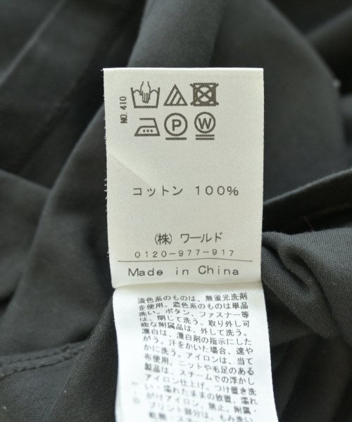 DRESSTERIOR เสื้อยืด/เสื้อท็อปส์
