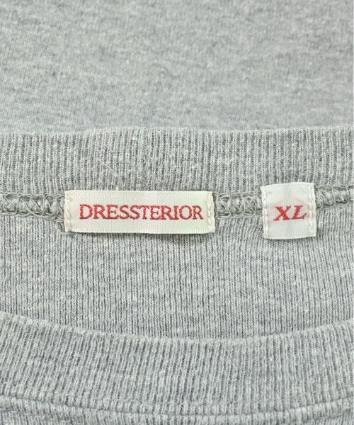 DRESSTERIOR เสื้อยืด/เสื้อท็อปส์