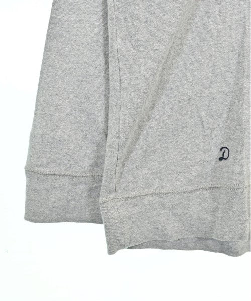 DRESSTERIOR เสื้อยืด/เสื้อท็อปส์