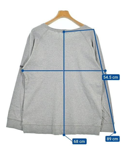 DRESSTERIOR เสื้อยืด/เสื้อท็อปส์