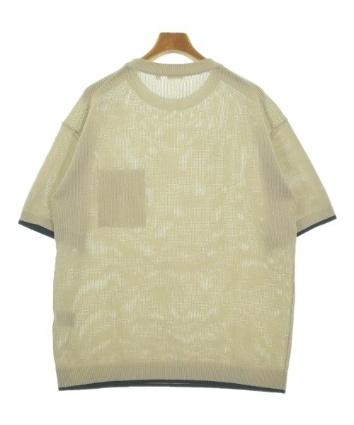 DRESSTERIOR เสื้อกันหนาว