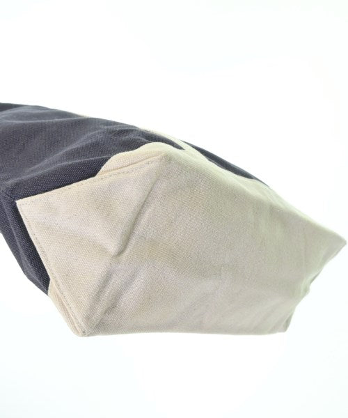 DRESSTERIOR กระเป๋าถือขนาดใหญ่