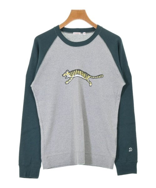 DRESSTERIOR เสื้อยืด/เสื้อท็อปส์