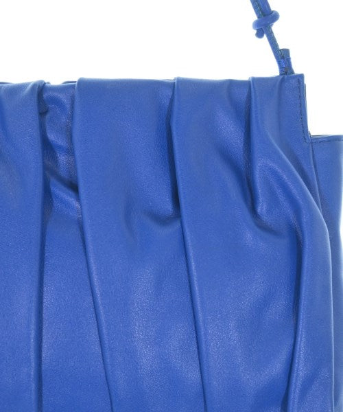 DRESSTERIOR กระเป๋าสะพาย