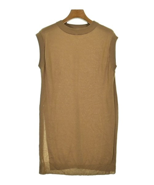 DRESSTERIOR เสื้อแขนกุด