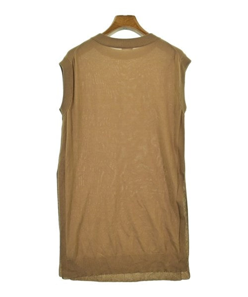 DRESSTERIOR เสื้อแขนกุด