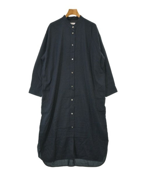 DRESSTERIOR เดรสที่เป็นเสื้อเชิ้ตตัวยาว