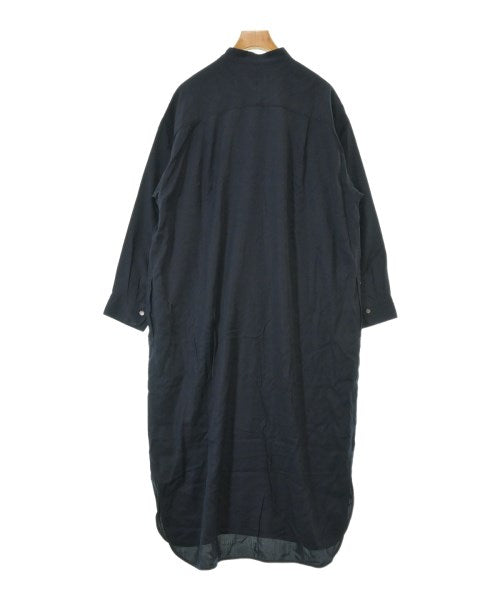 DRESSTERIOR เดรสที่เป็นเสื้อเชิ้ตตัวยาว